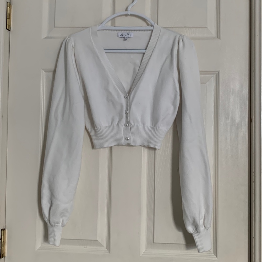 WHITE CARDIGAN